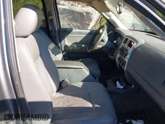 2005 Dodge Dakota with VIN 1D3HW58N25S295524, listed as a IAAI auction lot 41882204 with 216,659 mi miles and . Bid and sale history available at DreamBid. Image 5.