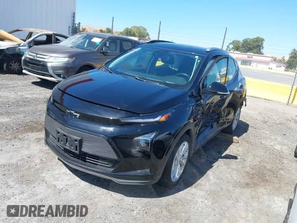 2022 Chevrolet Bolt EUV LT with VIN 1G1FY6S04N4134974, listed as a IAAI auction lot 42519866 with 27,864 mi miles and . Bid and sale history available at DreamBid. Image 2.