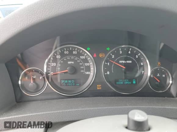 2007 Jeep Grand Cherokee Laredo with VIN 1J8GR48K87C650696, listed as a Copart auction lot 64183655 with 151,903 mi miles and Non repairable. Bid and sale history available at DreamBid. Image 9.