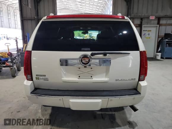 2009 Cadillac Escalade z VIN 1GYFK43569R209961, wystawiony jako Copart lot #54011705 z przebiegiem 143 894 mil mil oraz Czysty tytuł • Clean title. Historia ofert i sprzedaży dostępna na DreamBid. Obrazek 6.