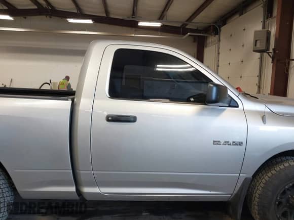 2010 Dodge 1500 ST with VIN 3D7JB1EK8AG170124, listed as a IAAI auction lot 41571732 with 116,987 mi miles and . Bid and sale history available at DreamBid. Image 13.