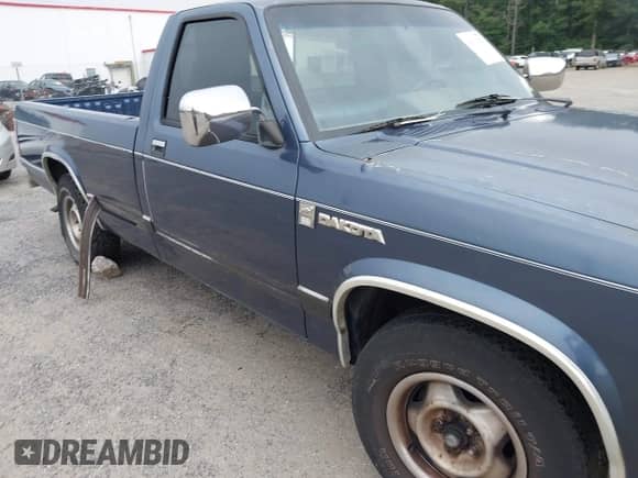 1988 Dodge Dakota with VIN 1B7GN14X5JS745233, listed as a IAAI auction lot 42811522 with 159,048 mi miles and . Bid and sale history available at DreamBid. Image 6.