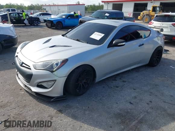 2014 Hyundai Genesis Coupe Ultimate с VIN KMHHU6KJ4EU119603, выставлен на аукционе IAAI как лот 42722054 с пробегом 93 423 миль миль и . История ставок и продаж доступна на DreamBid. Изображение 2.
