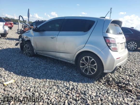 2019 Chevrolet Sonic LT с VIN 1G1JD6SB9K4100905, выставлен на аукционе Copart как лот 89516845 с пробегом 107 865 миль миль и На запчасти • Non repairable. История ставок и продаж доступна на DreamBid. Изображение 2.