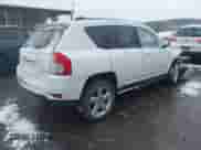2013 Jeep Compass Limited z VIN 1C4NJDCB6DD166562, wystawiony jako IAAI lot #41059717 z przebiegiem 91 188 mil mil oraz . Historia ofert i sprzedaży dostępna na DreamBid. Obrazek 4.