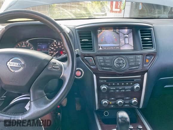 2014 Nissan Pathfinder S with VIN 5N1AR2MN5EC685142, listed as a Copart auction lot 81525445 with 120,174 mi miles and Clean title. Bid and sale history available at DreamBid. Image 9.