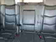 2017 Cadillac Escalade ESV z VIN 1GYS3GKJ4HR317277, wystawiony jako Copart lot #89153825 z przebiegiem 121 130 mil mil oraz Czysty tytuł • Clean title. Historia ofert i sprzedaży dostępna na DreamBid. Obrazek 10.