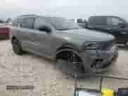2024 Dodge Durango SXT z VIN 1C4RDHAG1RC212620, wystawiony jako Copart lot #83627454 z przebiegiem Nie podano mil oraz Szkoda całkowita • Salvage title. Historia ofert i sprzedaży dostępna na DreamBid. Obrazek 4.