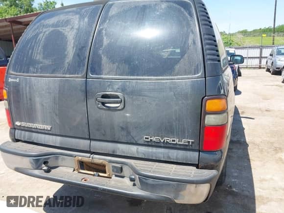 2004 Chevrolet Suburban LT с VIN 1GNEC16Z04J163697, выставлен на аукционе IAAI как лот 42267114 с пробегом 245 186 миль миль и . История ставок и продаж доступна на DreamBid. Изображение 16.