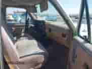 1985 Ford F-250 with VIN 1FTHF2510FPA88112, listed as a IAAI auction lot 42871694 with 8,209 mi miles and . Bid and sale history available at DreamBid. Image 5.