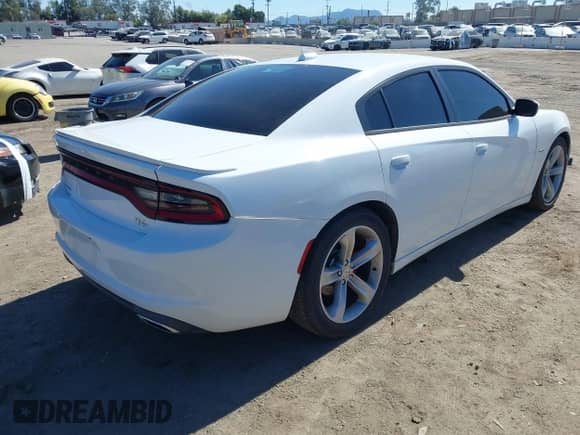 2016 Dodge Charger R/T with VIN 2C3CDXCT0GH203531, listed as a IAAI auction lot 43496948 with 64,798 mi miles and . Bid and sale history available at DreamBid. Image 4.