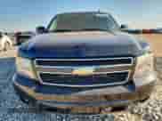 2011 Chevrolet Suburban LT with VIN 1GNSCJE00BR291796, listed as a Copart auction lot 64288365 with 300,451 mi miles and Clean title. Bid and sale history available at DreamBid. Image 5.