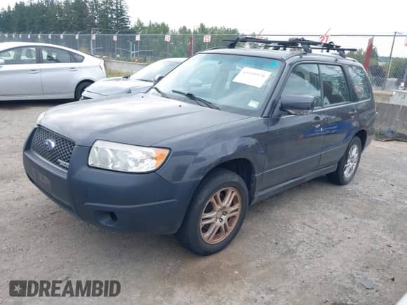 2008 Subaru Forester Special Sports X с VIN JF1SG66638H709334, выставлен на аукционе IAAI как лот 43148978 с пробегом 160 839 миль миль и . История ставок и продаж доступна на DreamBid. Изображение 2.
