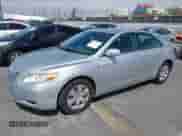 2007 Toyota Camry CE с VIN 4T1BE46K87U714886, выставлен на аукционе IAAI как лот 43261904 с пробегом 171 878 миль миль и . История ставок и продаж доступна на DreamBid. Изображение 2.