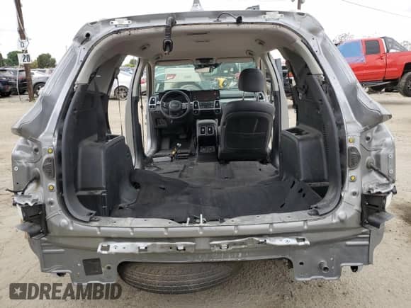 2024 Kia Sorento EX with VIN KNDRHDLG9R5248568, listed as a Copart auction lot 55761135 with Not provided miles and Non repairable. Bid and sale history available at DreamBid. Image 6.