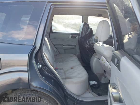 2010 Subaru Forester X с VIN JF2SH6BC8AG768637, выставлен на аукционе IAAI как лот 43417282 с пробегом 178 271 миль миль и . История ставок и продаж доступна на DreamBid. Изображение 8.