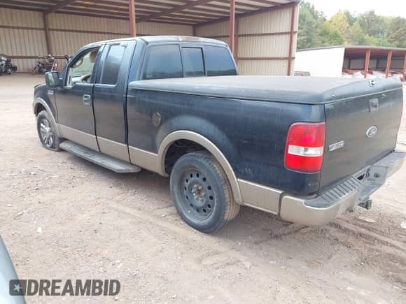 2004 Ford F-150 XL with VIN 1FTPX12514NA97372, listed as a IAAI auction lot 43258025 with 207,109 mi miles and . Bid and sale history available at DreamBid. Image 3.