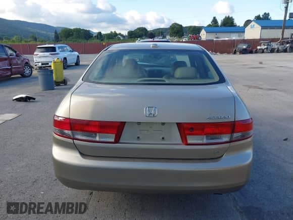 2004 Honda Accord EX with VIN 1HGCM56844A077306, listed as a IAAI auction lot 43109879 with 235,391 mi miles and . Bid and sale history available at DreamBid. Image 17.