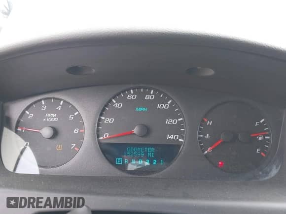 2008 Chevrolet Impala Police Police with VIN 2G1WS553889209128, listed as a IAAI auction lot 41151228 with 152,599 mi miles and . Bid and sale history available at DreamBid. Image 7.