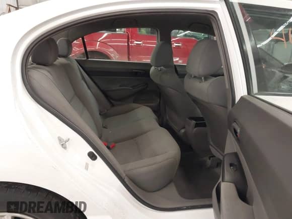 2009 Honda Civic с VIN 1HGFA153X9L014677, выставлен на аукционе IAAI как лот 41146253 с пробегом 158 867 миль миль и . История ставок и продаж доступна на DreamBid. Изображение 8.