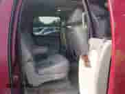 2007 Chevrolet Suburban LT z VIN 1GNFC16J27J216127, wystawiony jako IAAI lot #43141201 z przebiegiem 214 749 mil mil oraz . Historia ofert i sprzedaży dostępna na DreamBid. Obrazek 8.