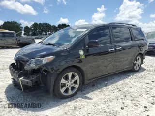 2013 Toyota Sienna SE with VIN 5TDXK3DC2DS283762, listed as a Copart auction lot 64585045 with 212,874 mi miles and Salvage title. Bid and sale history available at DreamBid. Image 1.