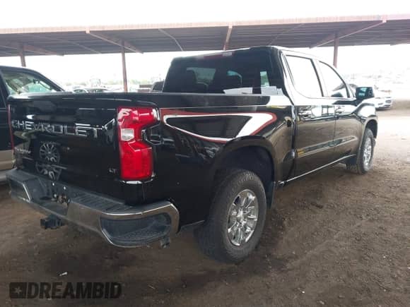 2021 Chevrolet Silverado 1500 LT z VIN 3GCPWCET2MG292009, wystawiony jako IAAI lot #43433563 z przebiegiem 60 792 mil mil oraz . Historia ofert i sprzedaży dostępna na DreamBid. Obrazek 4.