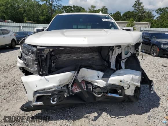 2020 Chevrolet Silverado 1500 High Country with VIN 1GCUYHED4LZ160984, listed as a Copart auction lot 62742345 with 43,161 mi miles and Salvage title. Bid and sale history available at DreamBid. Image 5.