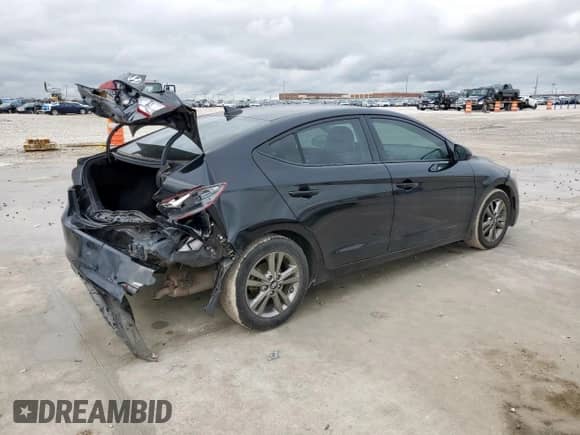 2018 Hyundai Elantra SEL z VIN 5NPD84LF0JH294215, wystawiony jako Copart lot #57284185 z przebiegiem 85 821 mil mil oraz Szkoda całkowita • Salvage title. Historia ofert i sprzedaży dostępna na DreamBid. Obrazek 3.