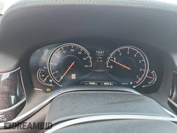 2019 BMW 7 Series 750i xDrive with VIN WBA7F2C5XKB239365, listed as a Copart auction lot 71458315 with 73,685 mi miles and Salvage title. Bid and sale history available at DreamBid. Image 9.