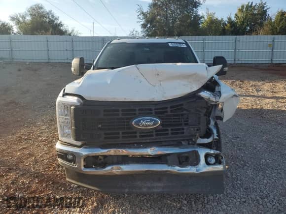 2023 Ford F-250 XL with VIN 1FT7W2BT6PEC30820, listed as a Copart auction lot 89500065 with 65,478 mi miles and Salvage title. Bid and sale history available at DreamBid. Image 5.
