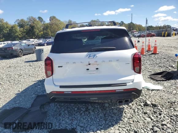 2025 Hyundai Palisade XRT with VIN KM8R3DGE9SU834671, listed as a Copart auction lot 84417345 with 17,714 mi miles and Salvage title. Bid and sale history available at DreamBid. Image 6.