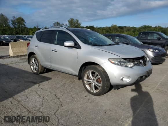 2010 Nissan Murano LE с VIN JN8AZ1MW0AW130331, выставлен на аукционе Copart как лот 80093145 с пробегом 127 596 миль миль и Списание • Salvage title. История ставок и продаж доступна на DreamBid. Изображение 4.