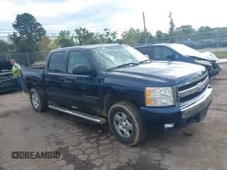 2007 Chevrolet Silverado 1500 1LT z VIN 3GCEK13C87G519847, wystawiony jako IAAI lot #43316666 z przebiegiem 216 254 mil mil oraz . Historia ofert i sprzedaży dostępna na DreamBid. Obrazek 1.