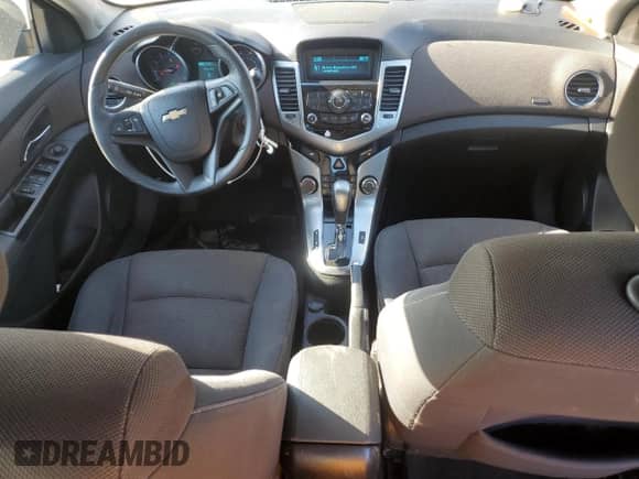 2015 Chevrolet Cruze LT with VIN 1G1PC5SB2F7174565, listed as a Copart auction lot 84644925 with 120,628 mi miles and Salvage title. Bid and sale history available at DreamBid. Image 8.