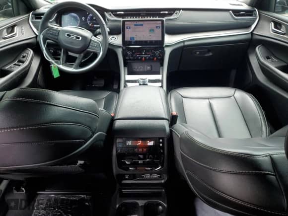 2024 Jeep Grand Cherokee Limited with VIN 1C4RJJBG9R8510477, listed as a Copart auction lot 61233745 with 45,223 mi miles and Salvage title. Bid and sale history available at DreamBid. Image 8.