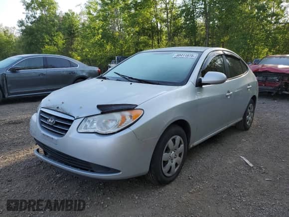 2009 Hyundai Elantra GLS z VIN KMHDU45DX9U774105, wystawiony jako Copart lot #60411975 z przebiegiem 209 112 mil mil oraz Czysty tytuł • Clean title. Historia ofert i sprzedaży dostępna na DreamBid. Obrazek 1.