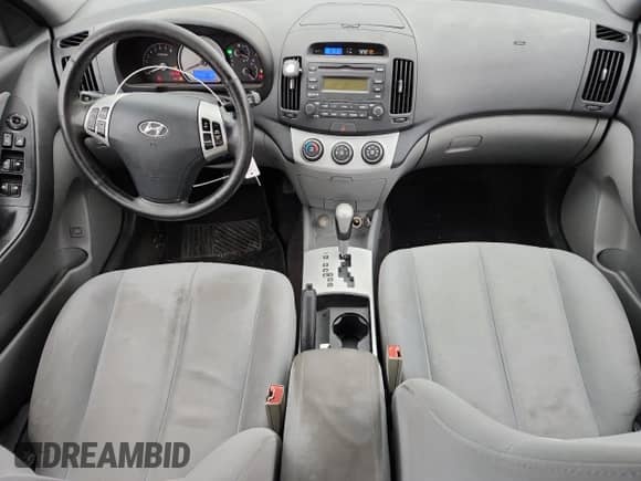 2009 Hyundai Elantra GLS с VIN KMHDU46D59U627933, выставлен на аукционе Copart как лот 81583255 с пробегом 174 894 миль миль и Списание • Salvage title. История ставок и продаж доступна на DreamBid. Изображение 8.