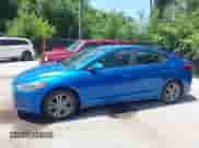 2017 Hyundai Elantra SE z VIN KMHD84LF9HU262990, wystawiony jako IAAI lot #42743592 z przebiegiem 201 194 mil mil oraz . Historia ofert i sprzedaży dostępna na DreamBid. Obrazek 14.