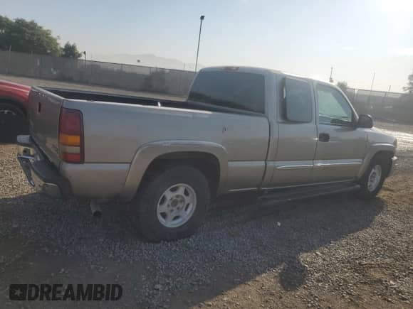 2003 GMC Sierra 1500 with VIN 2GTEC19V031151642, listed as a Copart auction lot 74181774 with Not provided miles and Salvage title. Bid and sale history available at DreamBid. Image 3.