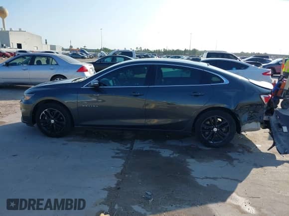 2018 Chevrolet Malibu LT с VIN 1G1ZD5ST8JF235320, выставлен на аукционе IAAI как лот 43482165 с пробегом 69 975 миль миль и . История ставок и продаж доступна на DreamBid. Изображение 15.