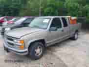 1999 Chevrolet Silverado 1500 with VIN 1GCEC19R9XR124391, listed as a IAAI auction lot 42112049 with 410,531 mi miles and . Bid and sale history available at DreamBid. Image 2.