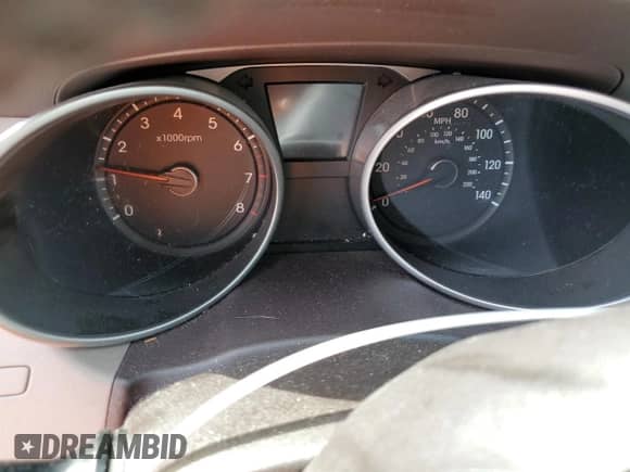 2015 Hyundai Tucson Limited z VIN KM8JUCAG9FU974496, wystawiony jako Copart lot #66268655 z przebiegiem Nie podano mil oraz Szkoda całkowita • Salvage title. Historia ofert i sprzedaży dostępna na DreamBid. Obrazek 9.