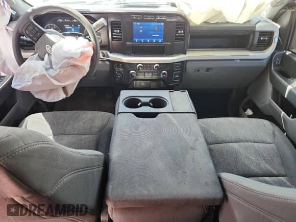 2023 Ford F-250 XL z VIN 1FT8W2BT5PED09514, wystawiony jako Copart lot #80465615 z przebiegiem 42 414 mil mil oraz Szkoda całkowita • Salvage title. Historia ofert i sprzedaży dostępna na DreamBid. Obrazek 8.