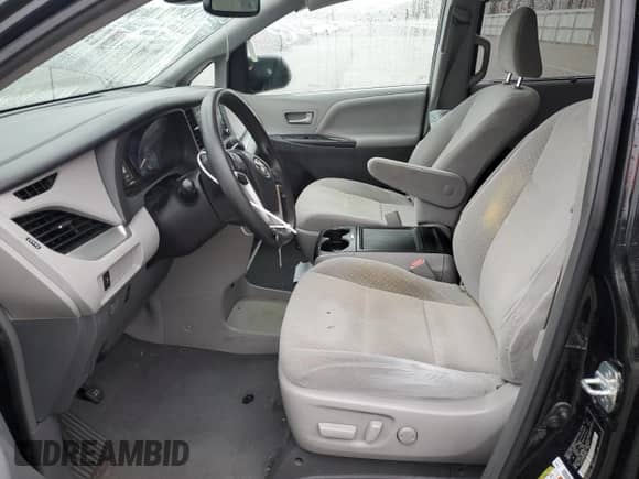 2019 Toyota Sienna LE with VIN 5TDJZ3DC5KS219388, listed as a Copart auction lot 51489465 with 162,353 mi miles and Salvage title. Bid and sale history available at DreamBid. Image 7.