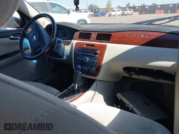 2007 Chevrolet Impala LT с VIN 2G1WT58K979199742, выставлен на аукционе IAAI как лот 42990297 с пробегом 238 192 миль миль и . История ставок и продаж доступна на DreamBid. Изображение 5.