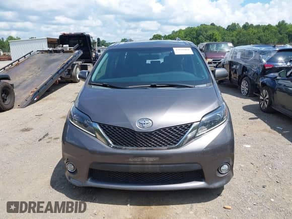 2016 Toyota Sienna SE с VIN 5TDXK3DC7GS696605, выставлен на аукционе IAAI как лот 42689084 с пробегом 154 922 миль миль и . История ставок и продаж доступна на DreamBid. Изображение 12.