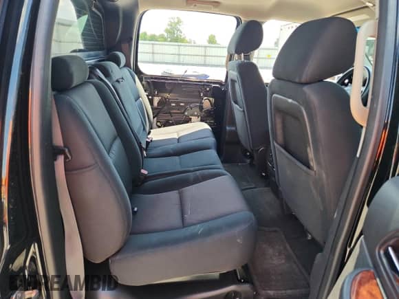 2013 Chevrolet Avalanche LS with VIN 3GNMCEE06DG341524, listed as a Copart auction lot 60120105 with 145,496 mi miles and Salvage title. Bid and sale history available at DreamBid. Image 10.