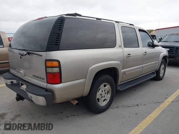 2004 Chevrolet Suburban LT с VIN 1GNEC16Z94J240907, выставлен на аукционе IAAI как лот 41331786 с пробегом 148 246 миль миль и . История ставок и продаж доступна на DreamBid. Изображение 4.