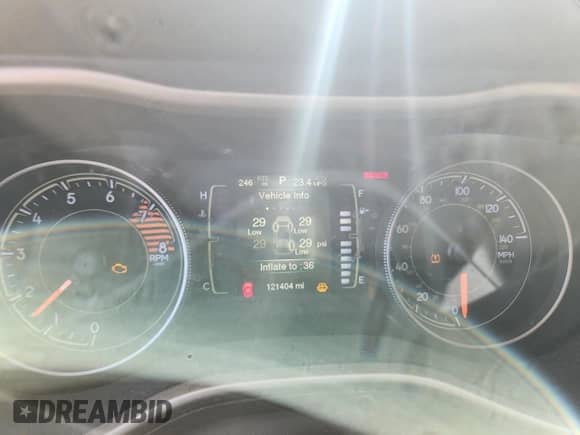 2016 Jeep Cherokee Latitude с VIN 1C4PJMCS4GW122464, выставлен на аукционе Copart как лот 89687455 с пробегом 121 404 миль миль и Чистый • Clean title. История ставок и продаж доступна на DreamBid. Изображение 9.